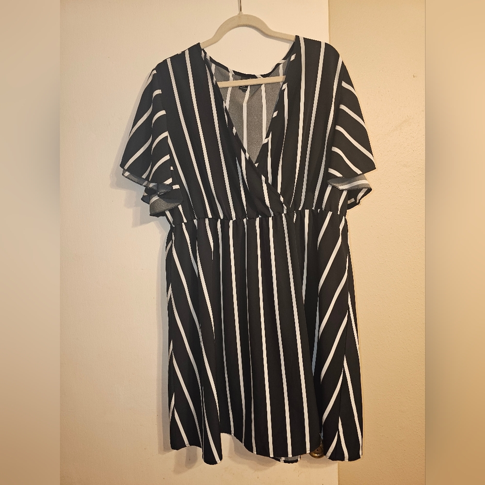 SHEIN Black and White Striped Midi Dress